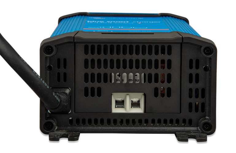 Victron IP22 LiFePO Battery Charger 12V/30A/120VAC
